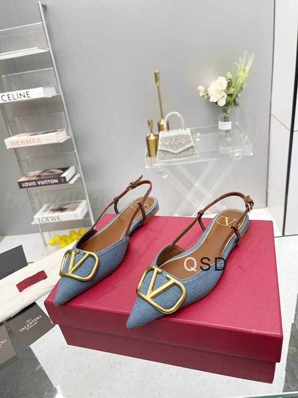 Valentino Women's Shoes 138